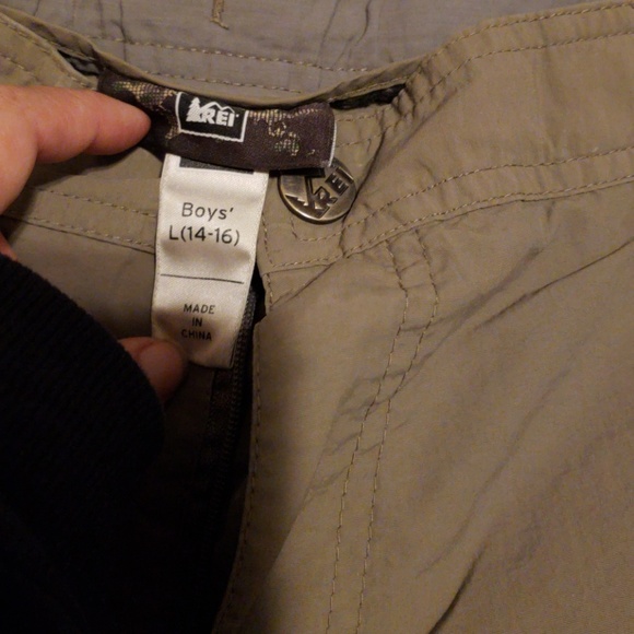 Boys shorts - Picture 2 of 2